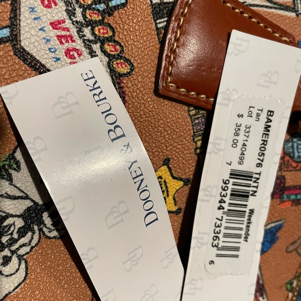 New Dooney & BoURKE